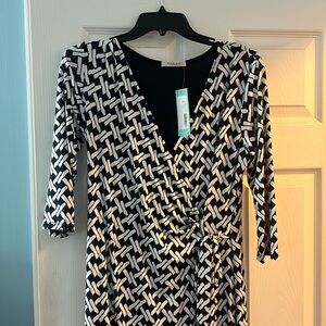 Gilli Carenza Faux wrap jersey dress. Navy size medium